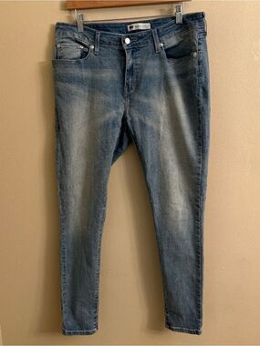 Levis‎ Legging Jeans Women Size 33x30 Whiskering Detail Stretch Skinny